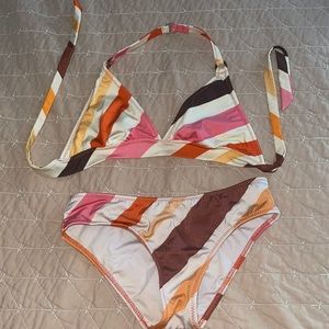 MUST HAVE ADORABLE BATHING SUIT !!!